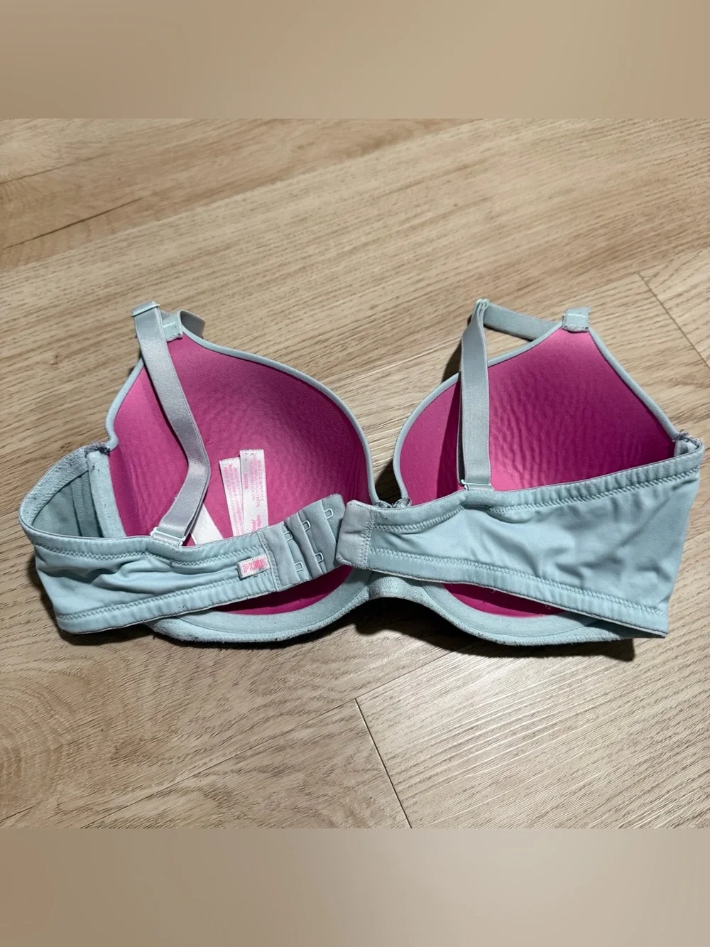 PINK Victoria's Secret Light Blue Molded T-Shirt Bra